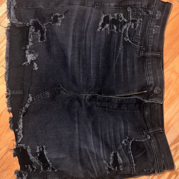 American Eagle Outfitters Dresses & Skirts - American Eagle Next Level Stretch Black Denim Skirt